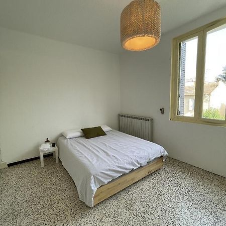 Chambre Au Calme En Coeur De Ville Clavaillan Exterior foto